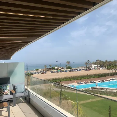 1 Line Beach New Apartment, Luxury Complex 2022 * 托雷莫利诺斯